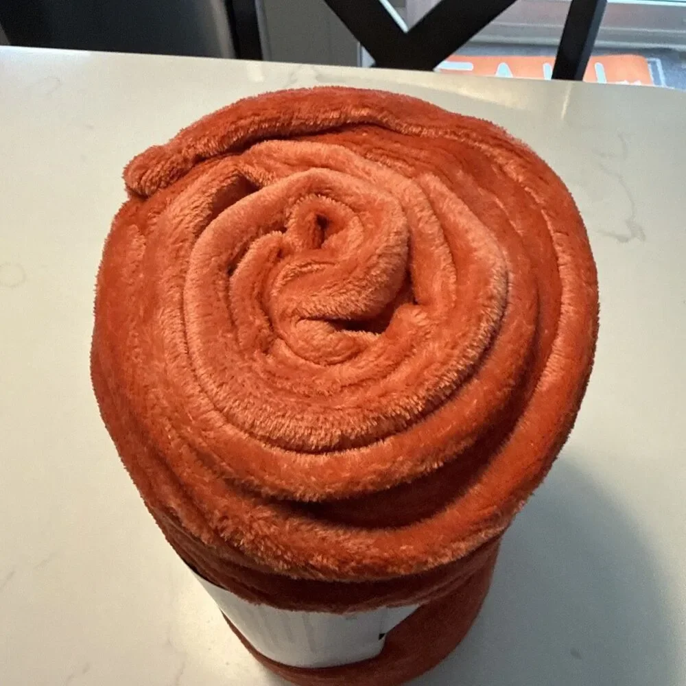 Room Essentials Plush Throw Blanket Coral Pink 50